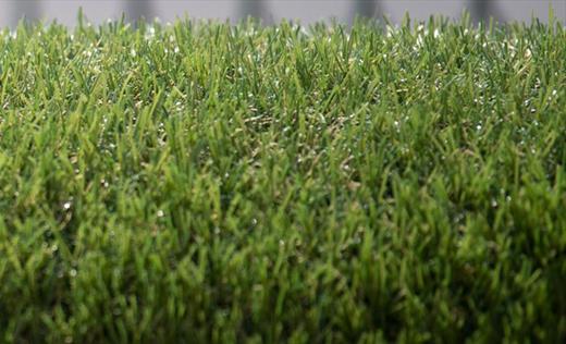 How to transform your garden with artificial lawn